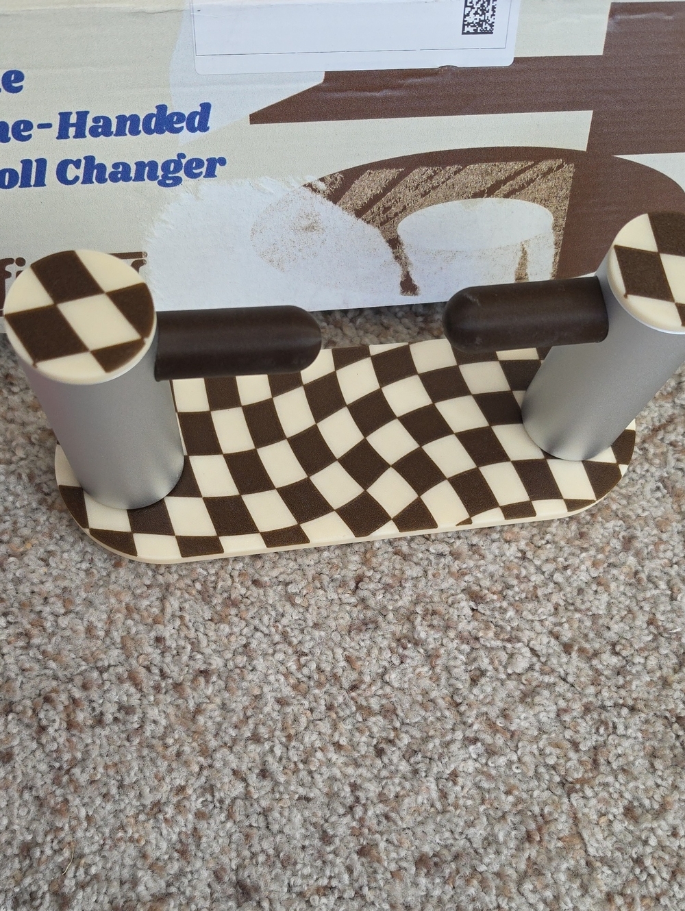 New Figura Studio Decorative Toilet Roll Holder